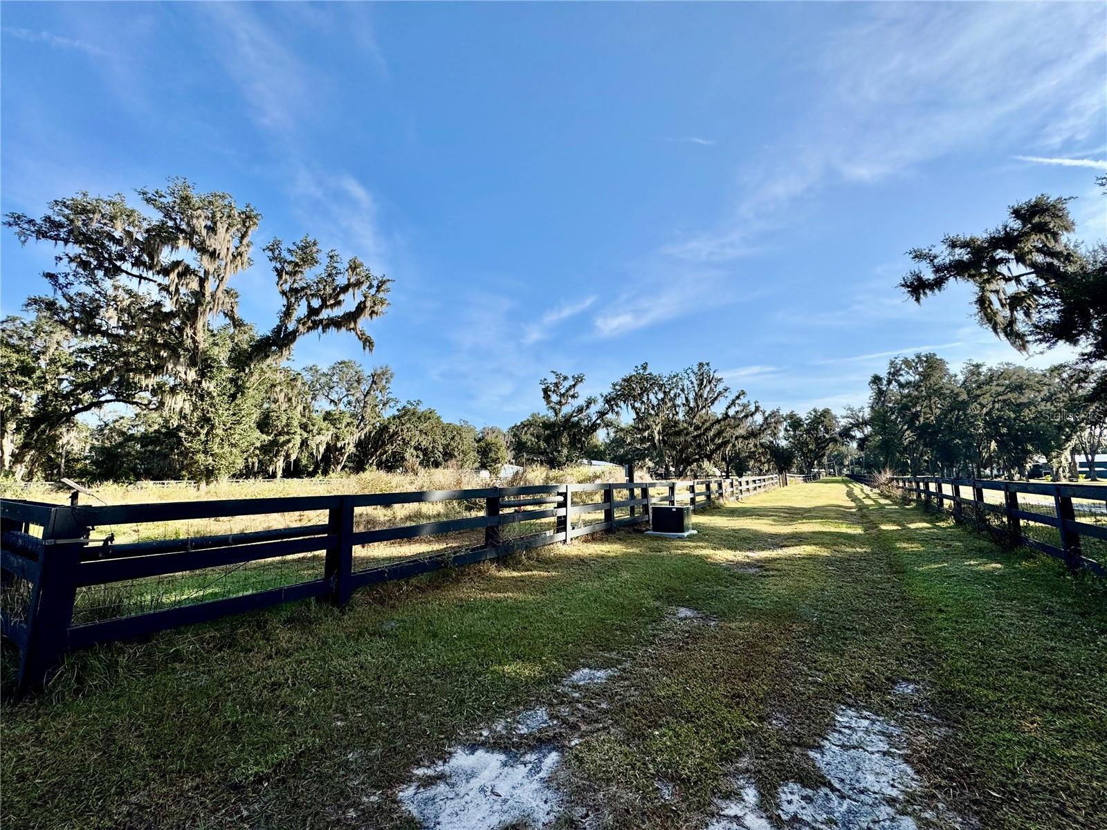 2909 N WILDER RD — photo 2