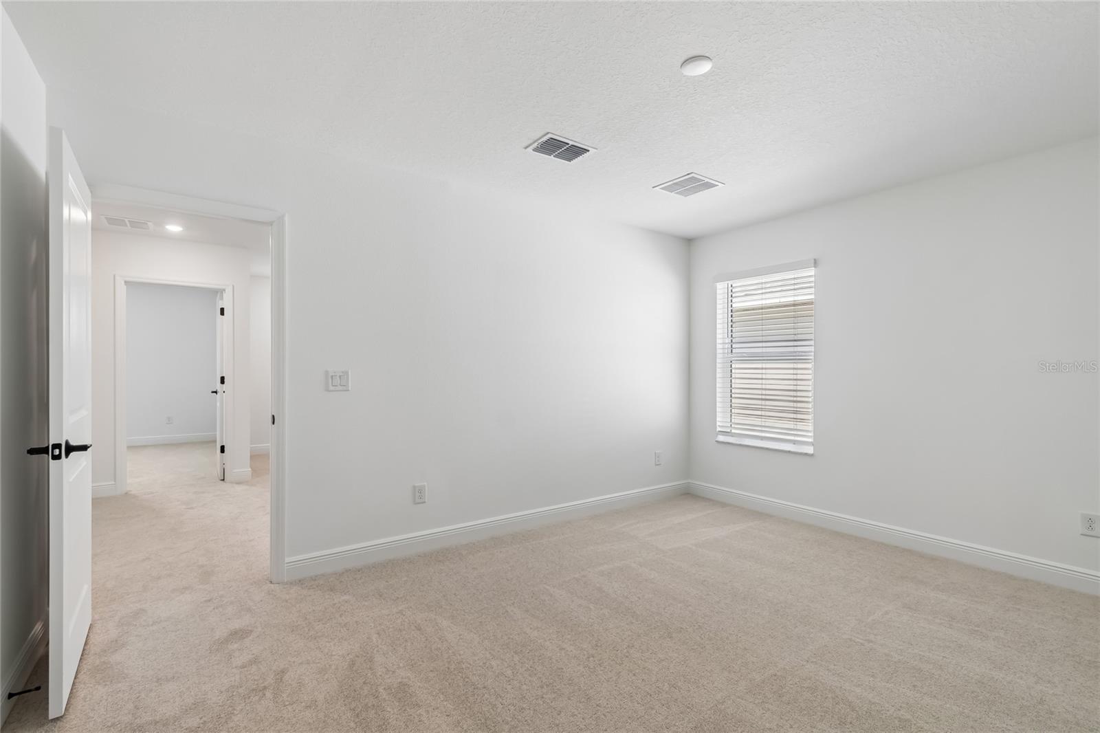 8111 SEAFLOWER PKWY — photo 22