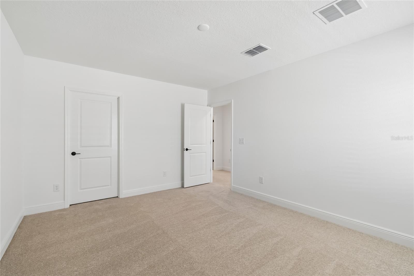 8111 SEAFLOWER PKWY — photo 21