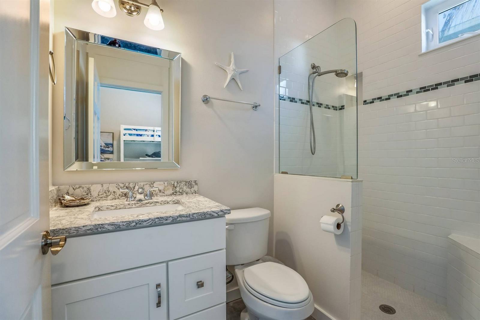 505 S BAY BLVD — photo 29
