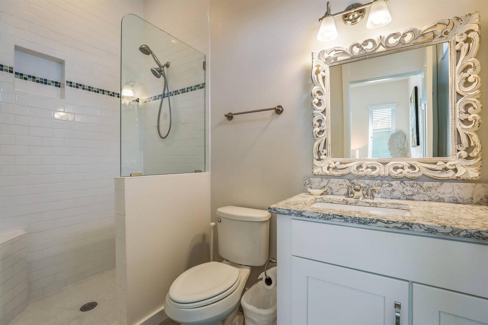 505 S BAY BLVD — photo 27
