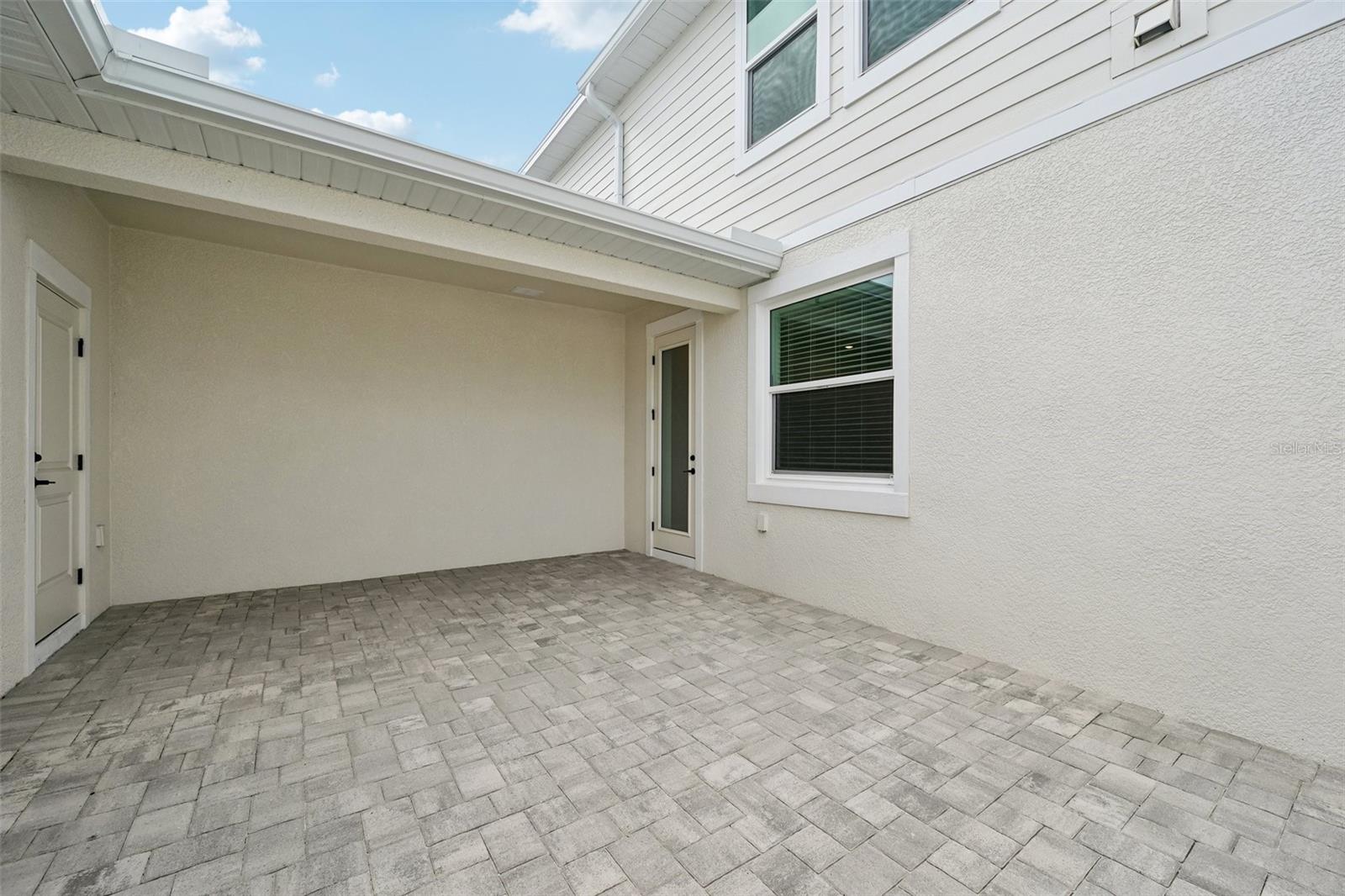 8229 SEAFLOWER PKWY — photo 24