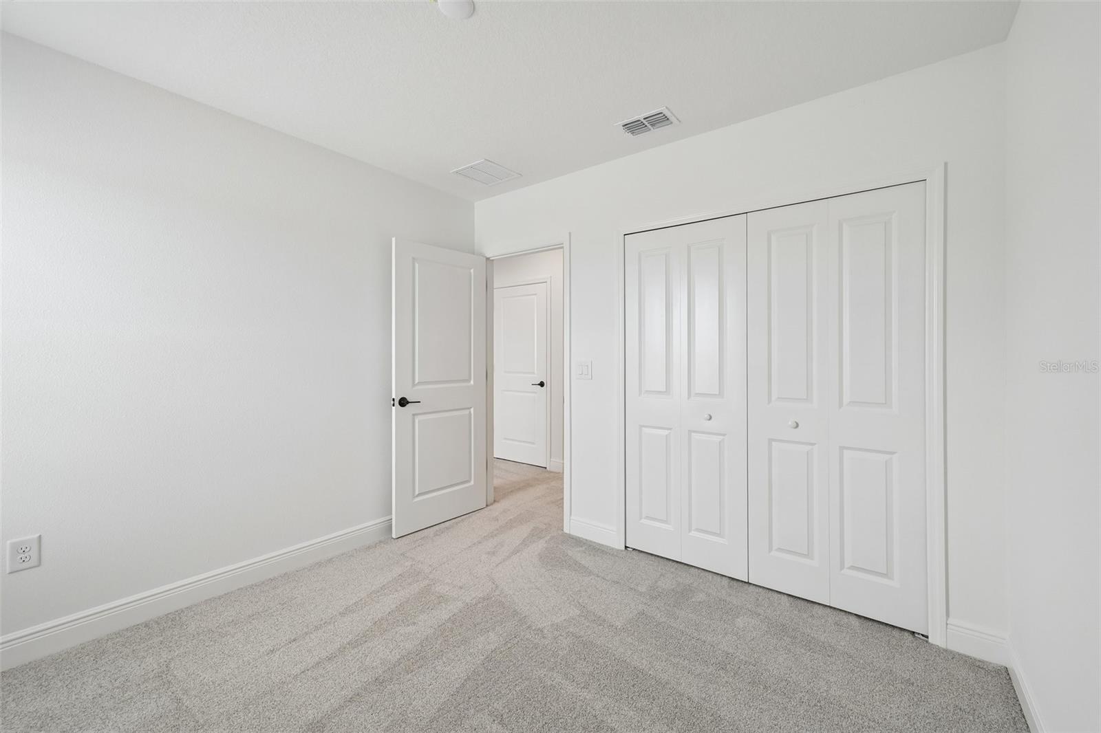 8229 SEAFLOWER PKWY — photo 20