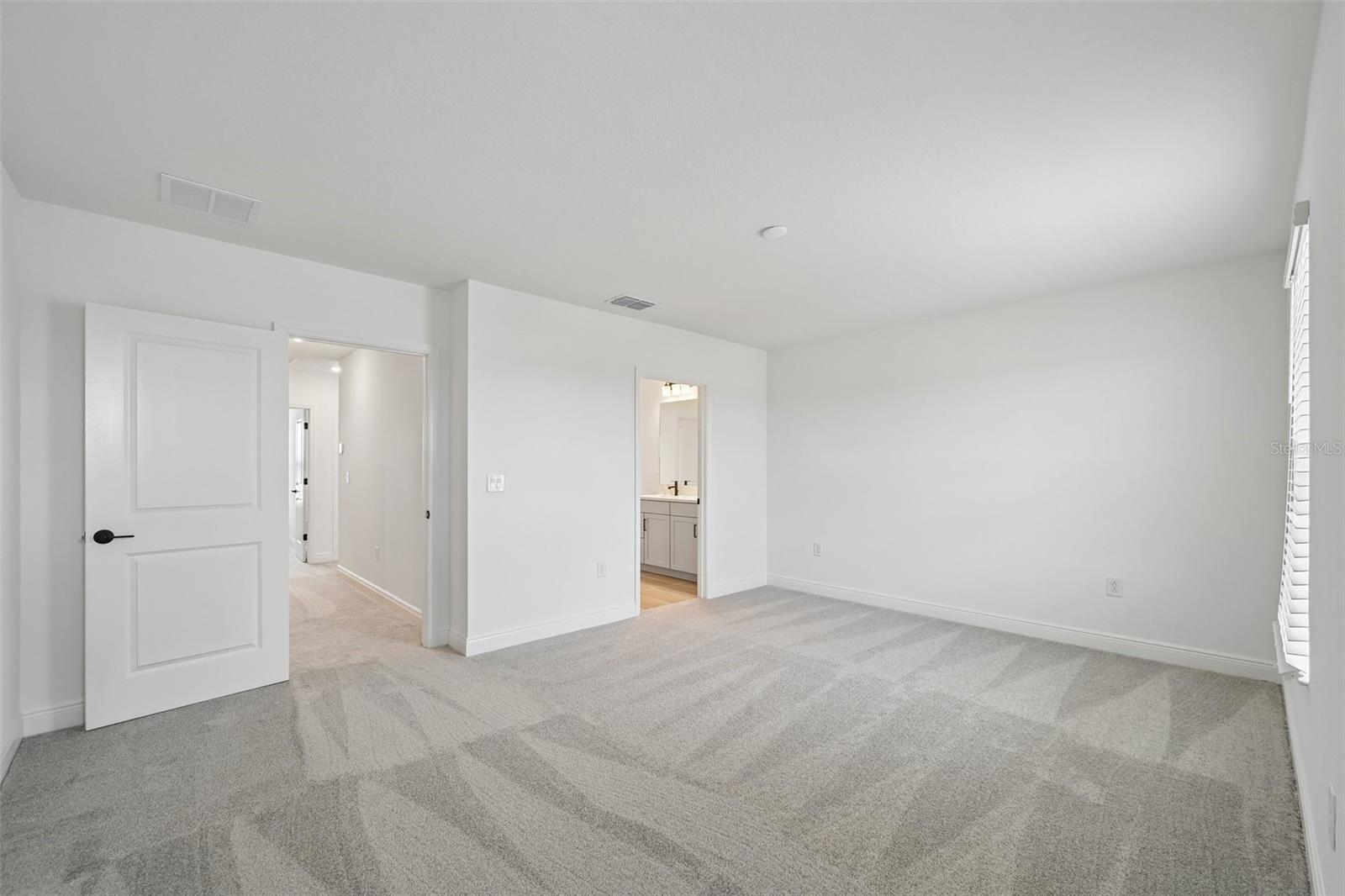 8229 SEAFLOWER PKWY — photo 13