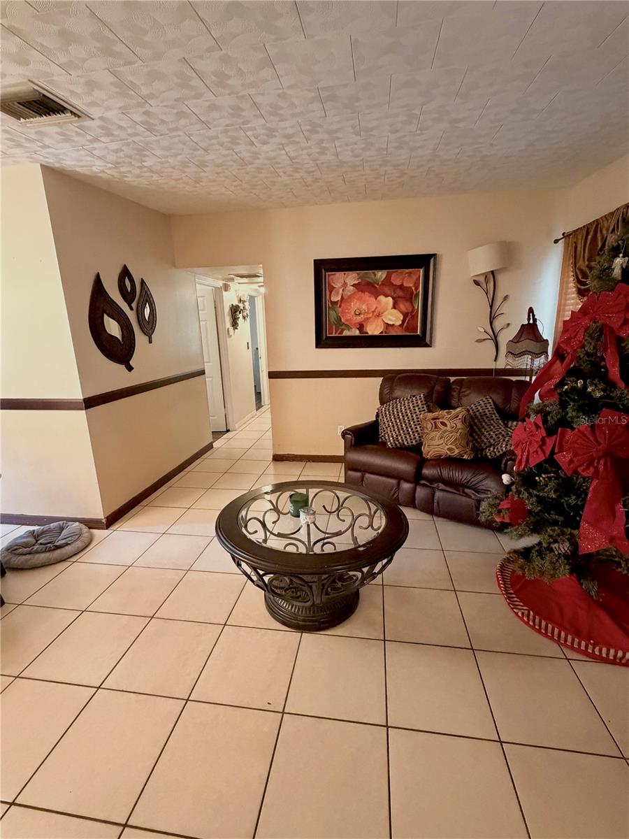 7326 SHEFFIELD RD — photo 5