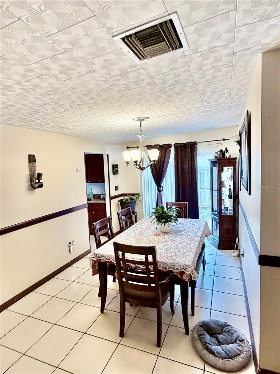 7326 SHEFFIELD RD — photo 7