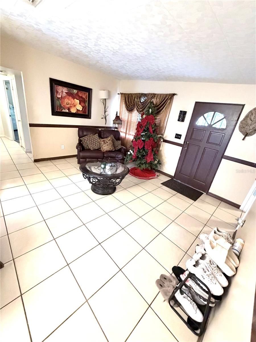 7326 SHEFFIELD RD — photo 4