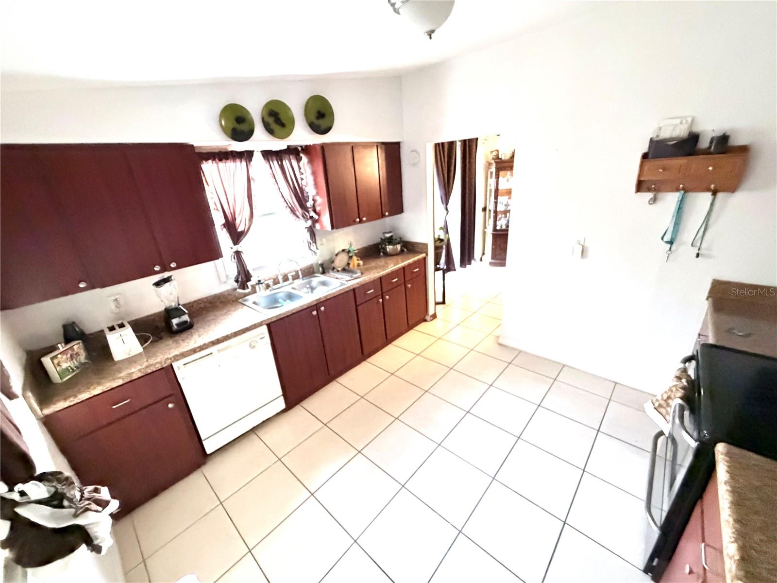 7326 SHEFFIELD RD — photo 9