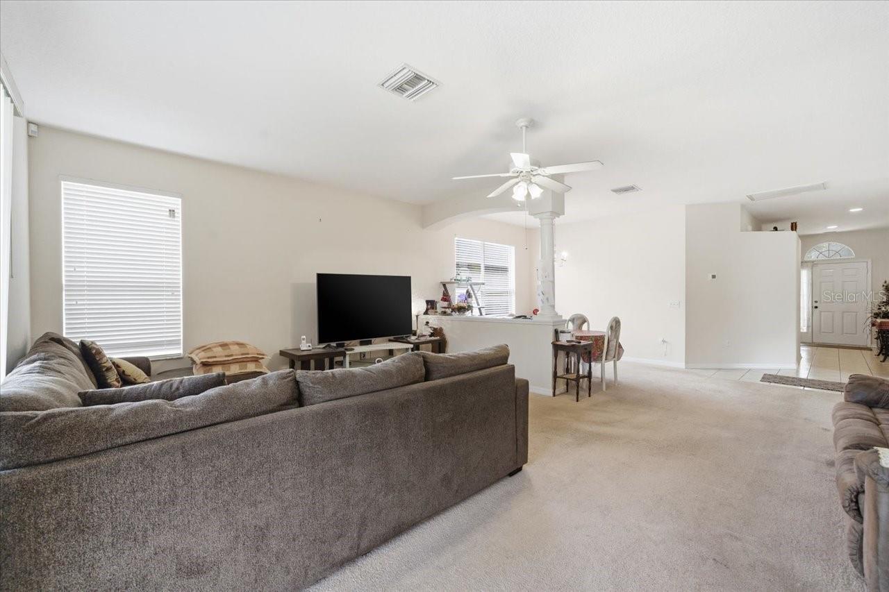 18425 CYPRESS BAY PKWY — photo 4