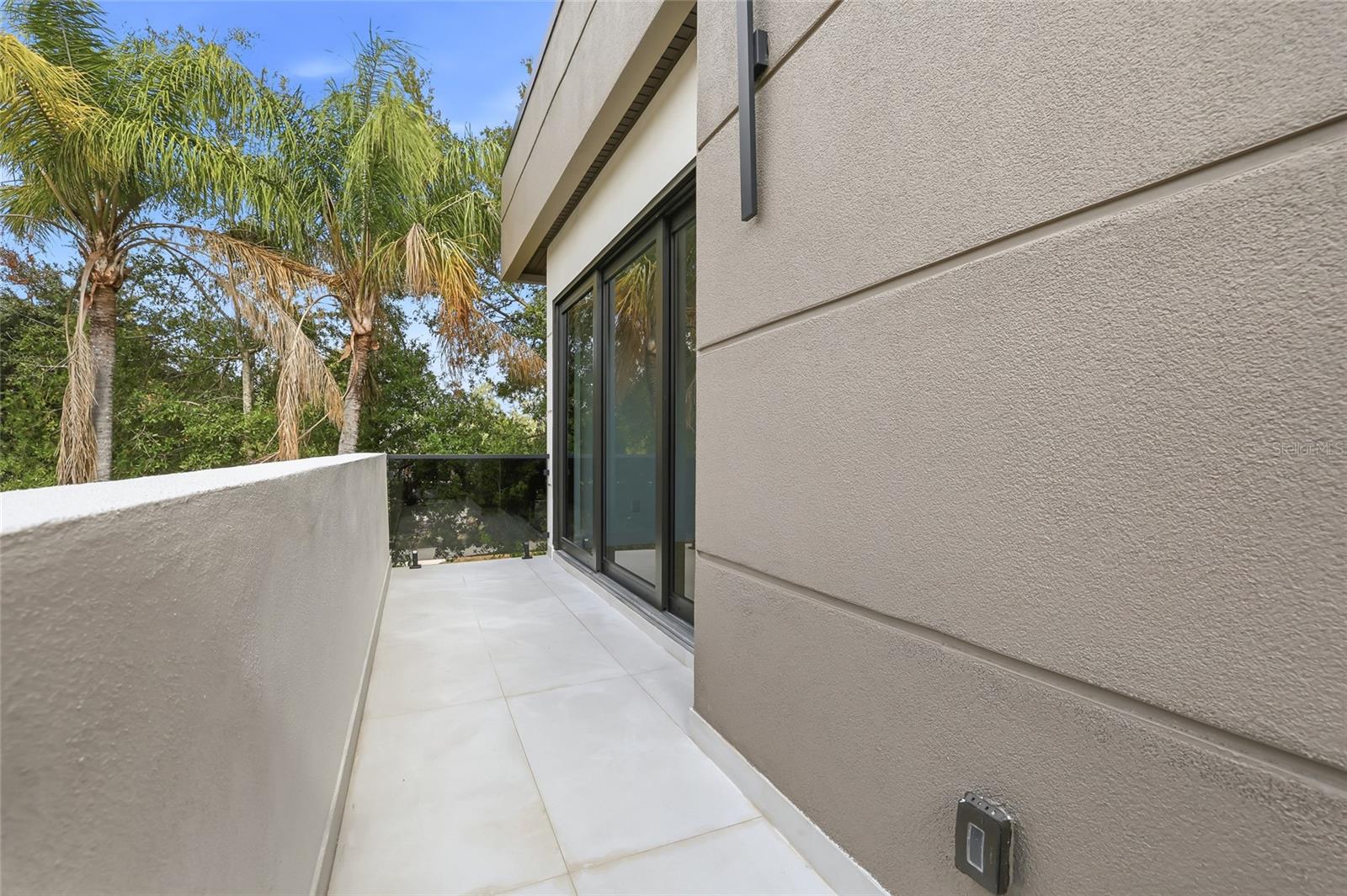 6907 N BOULEVARD — photo 50