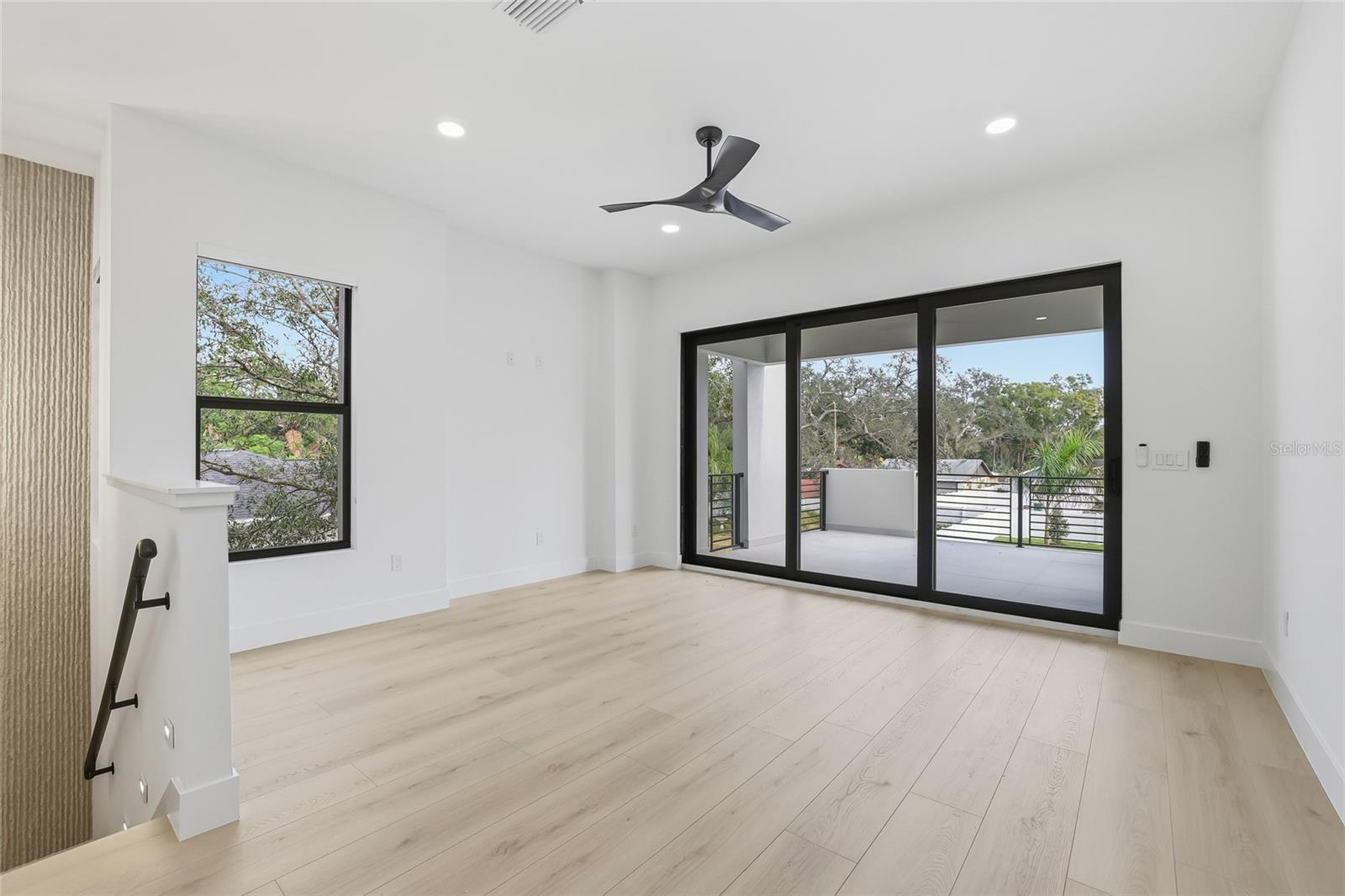 6907 N BOULEVARD — photo 38