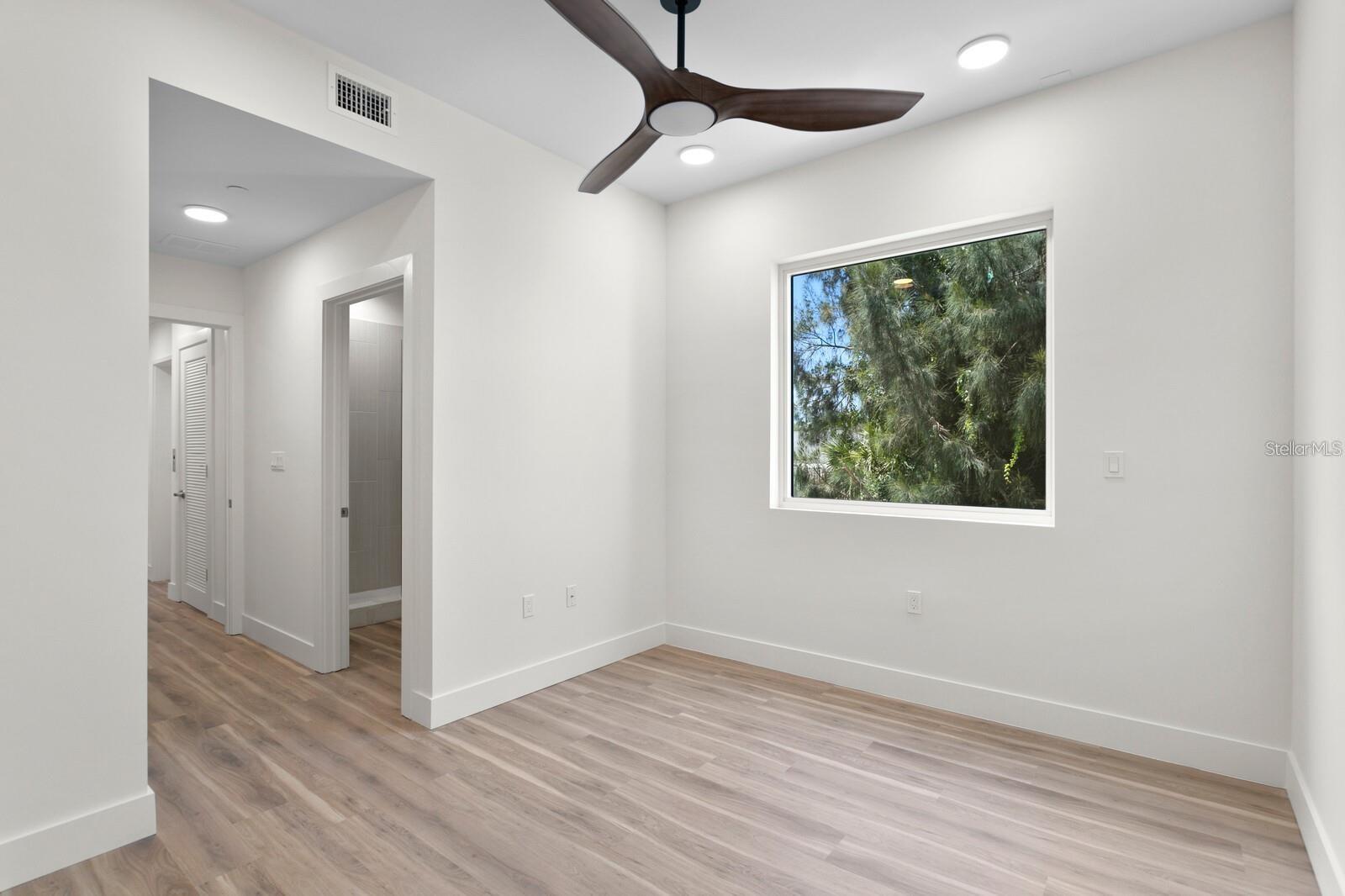 864 N OSCEOLA AVE — photo 39