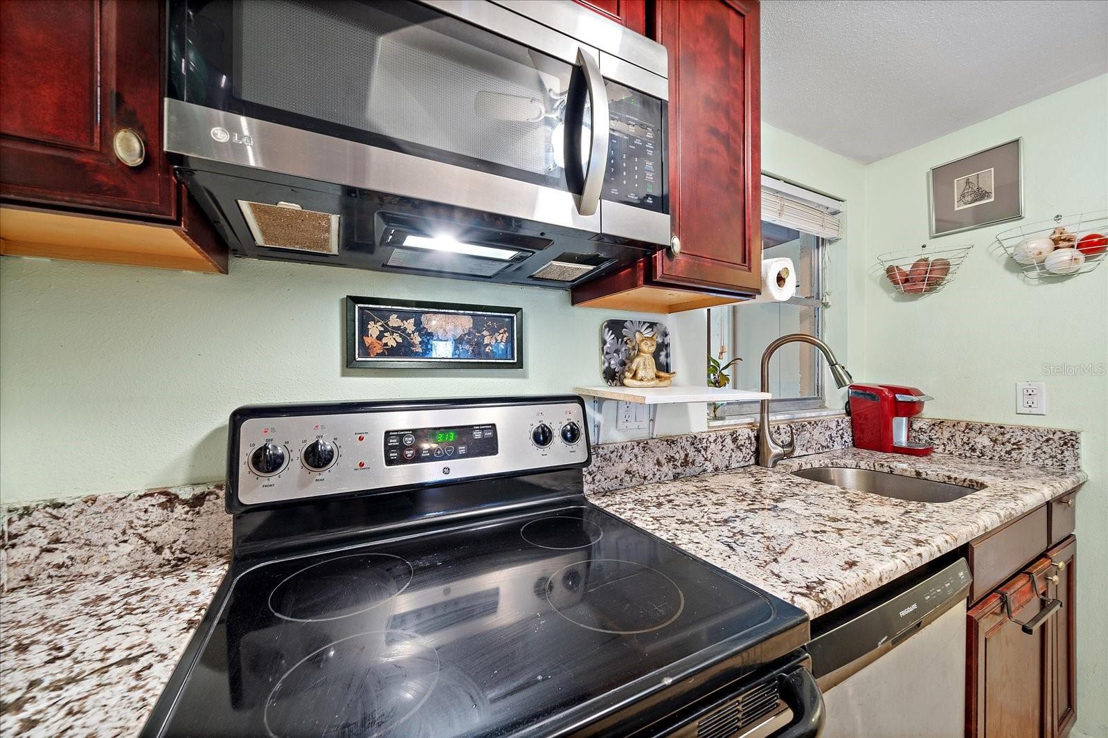 3357 RAMBLEWOOD DR N #3357 — photo 12