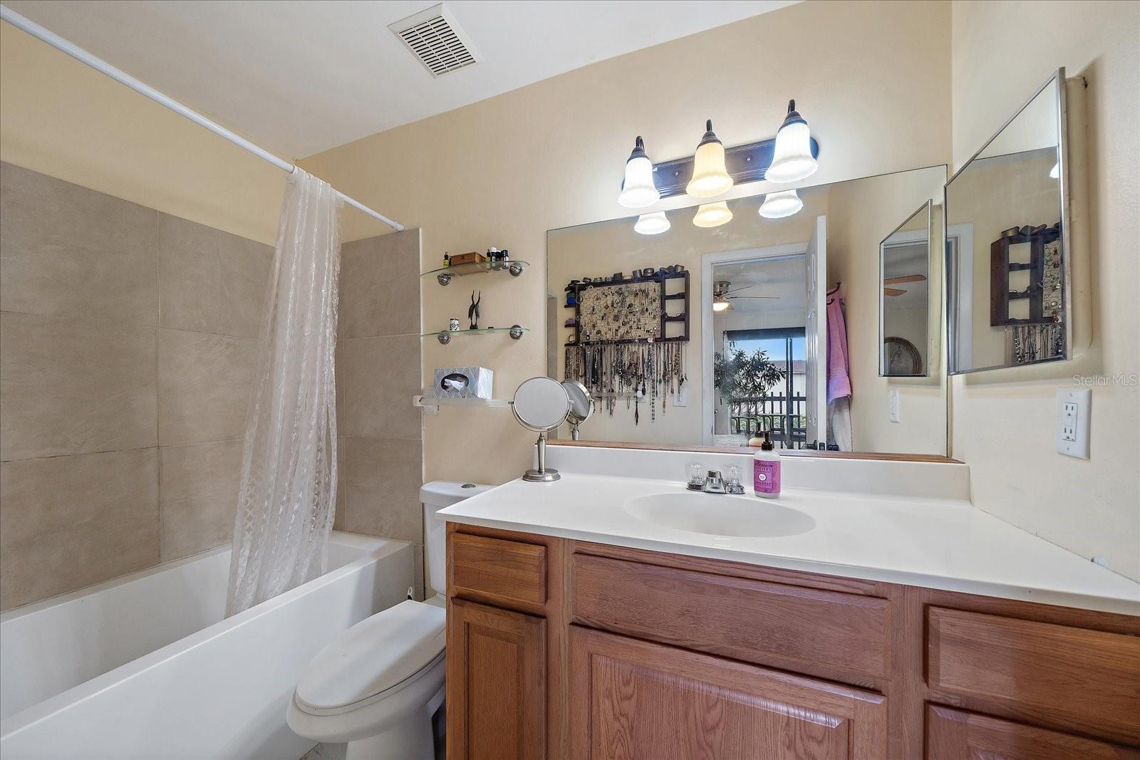 3357 RAMBLEWOOD DR N #3357 — photo 24