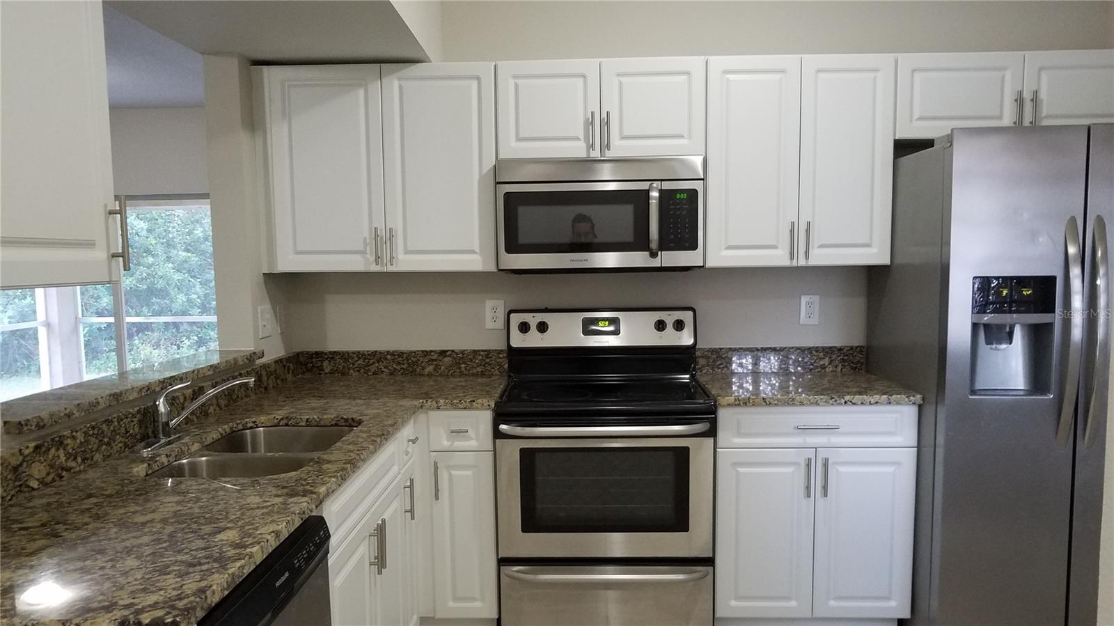 6012 PORTSDALE PL #101 — photo 3