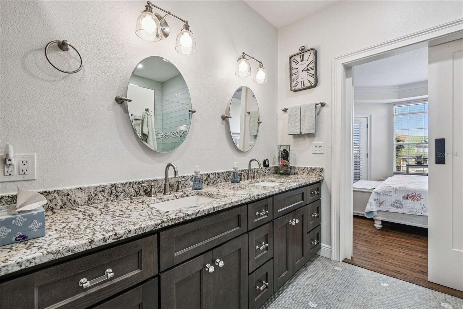 6331 SUNSET BAY CIR — photo 38