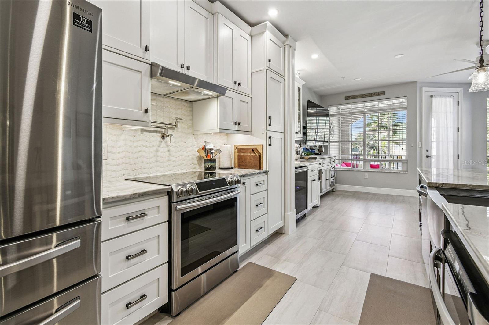 6331 SUNSET BAY CIR — photo 11