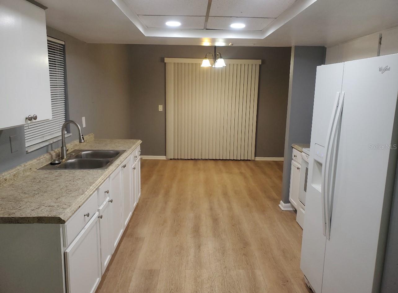 8211 CLERMONT ST — photo 3