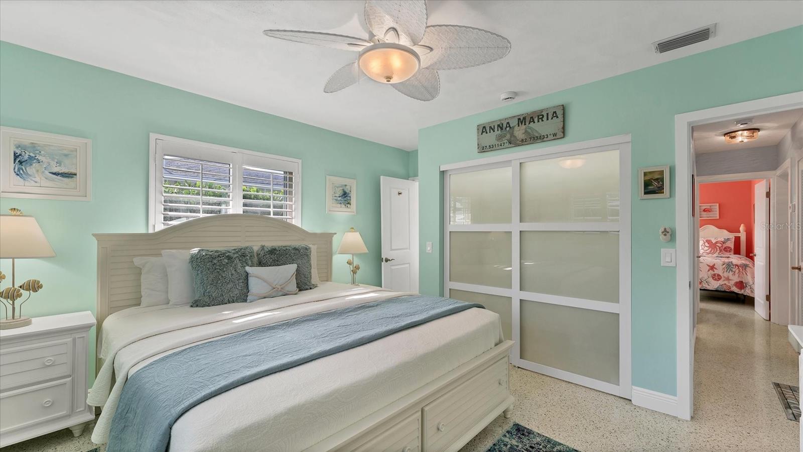 154 CRESCENT DR — photo 39