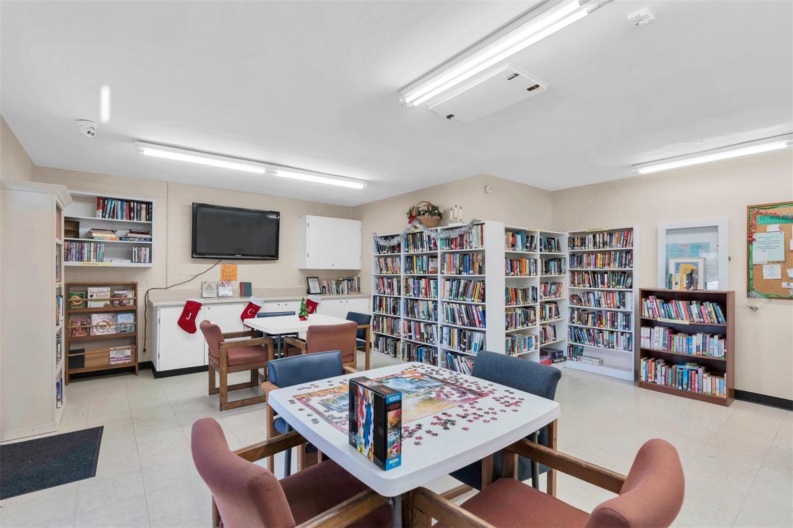 4343 SUMMERSUN DR #4343 — photo 47