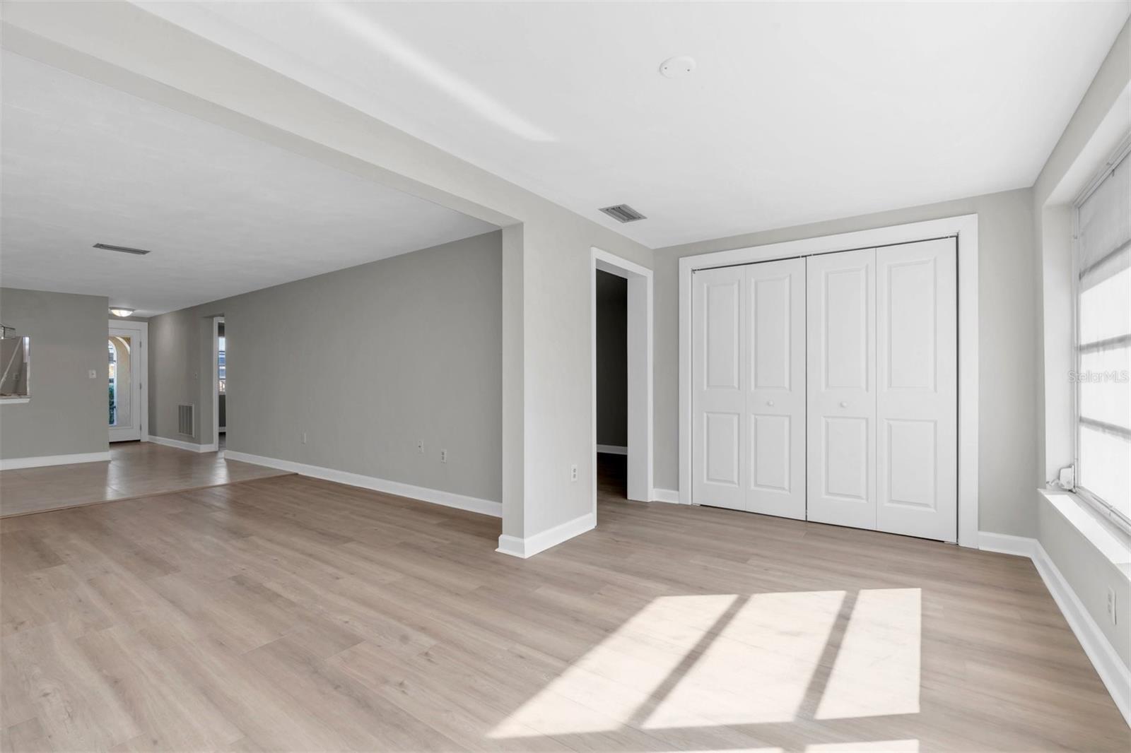 4343 SUMMERSUN DR #4343 — photo 18