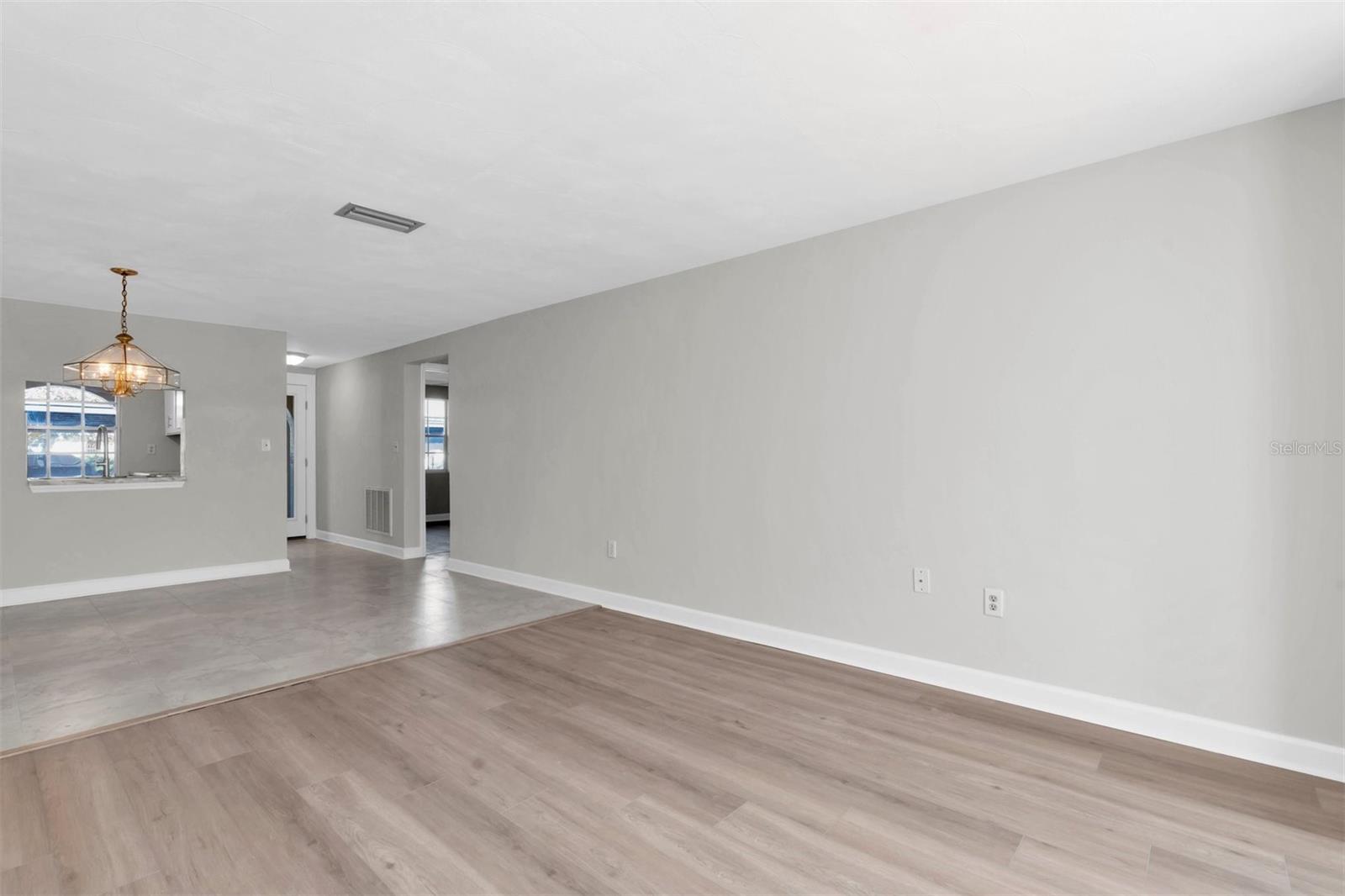 4343 SUMMERSUN DR #4343 — photo 12