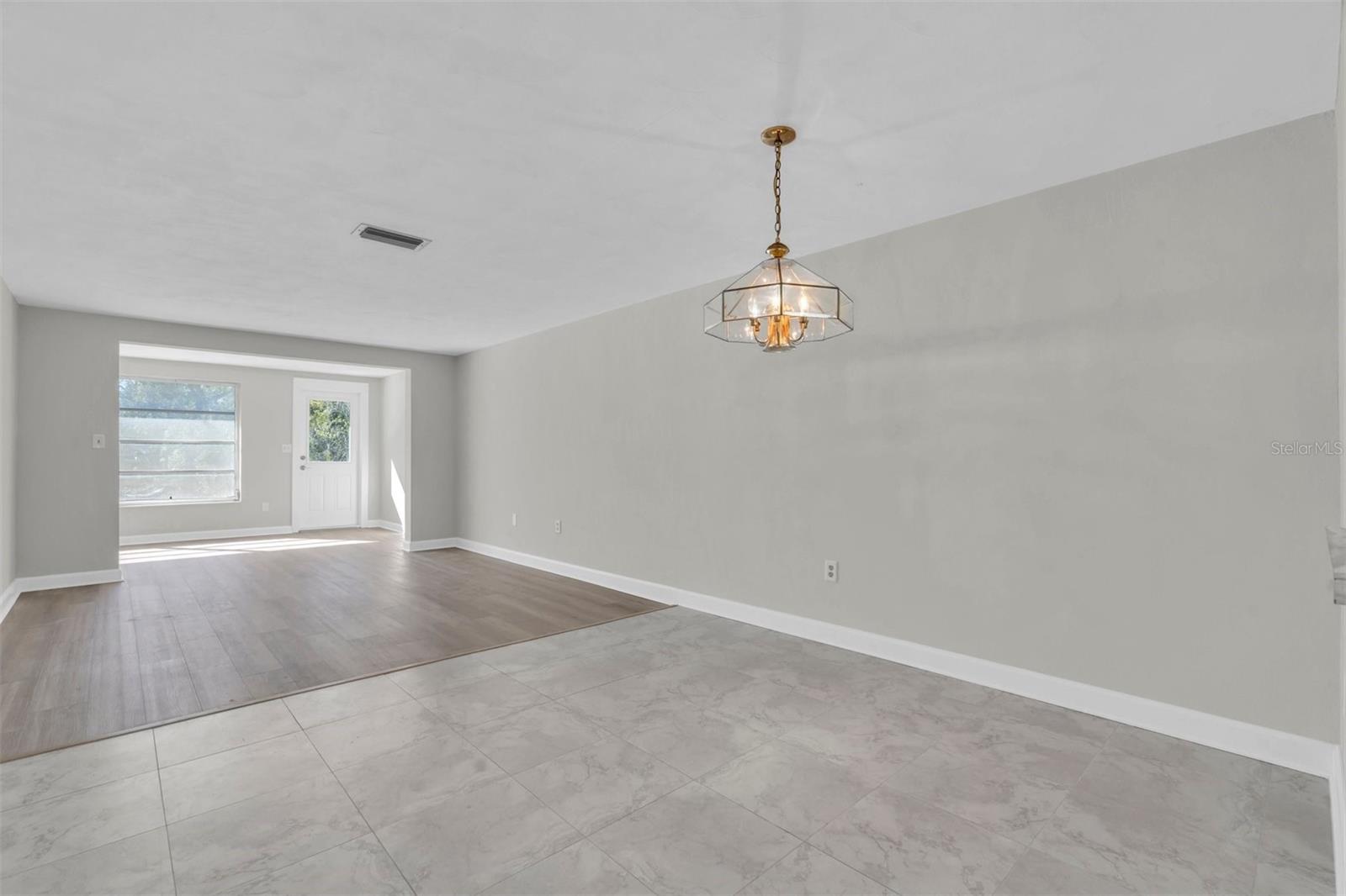 4343 SUMMERSUN DR #4343 — photo 11