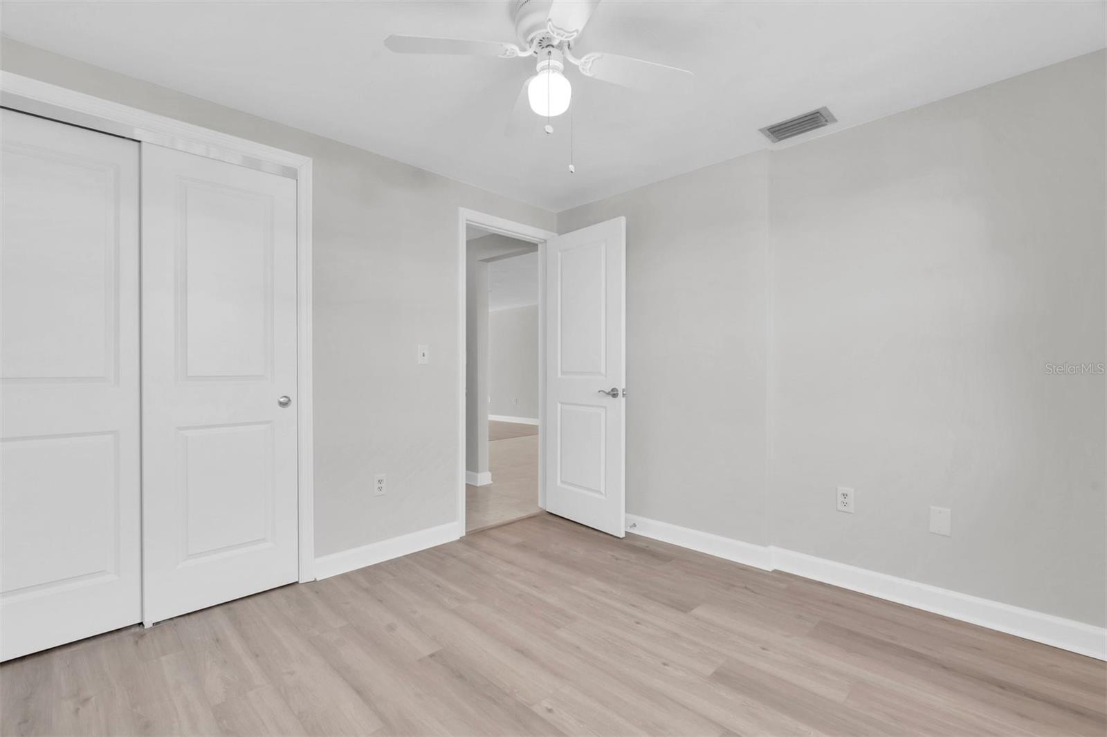 4343 SUMMERSUN DR #4343 — photo 24