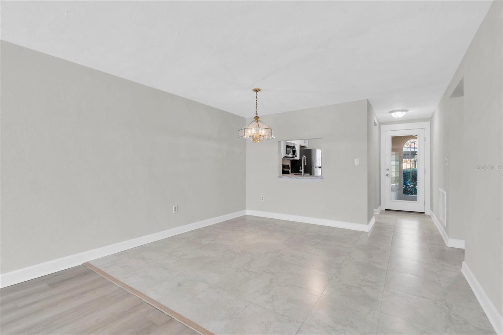 4343 SUMMERSUN DR #4343 — photo 10