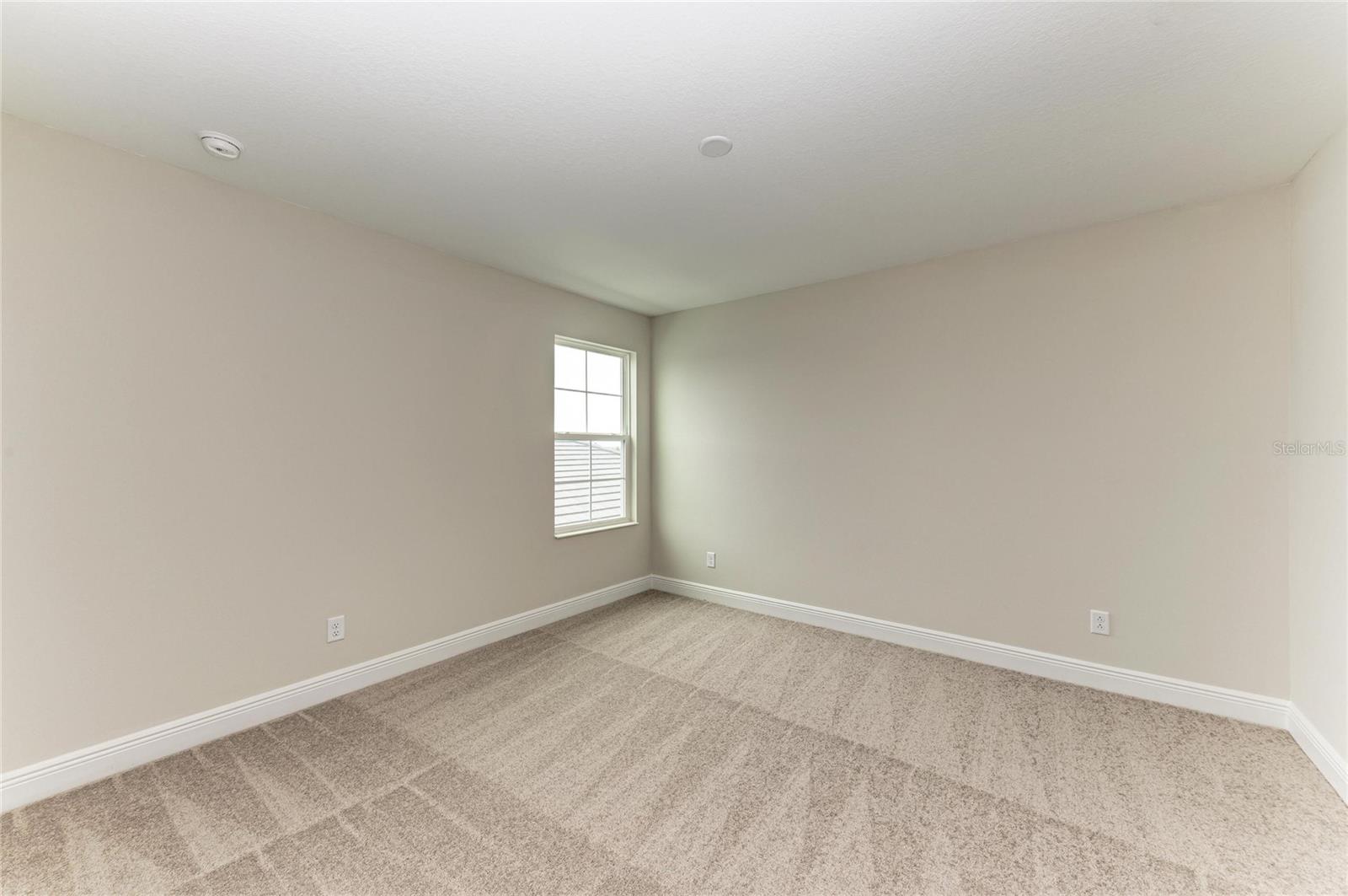 10186 SURREY ROSE DR — photo 24