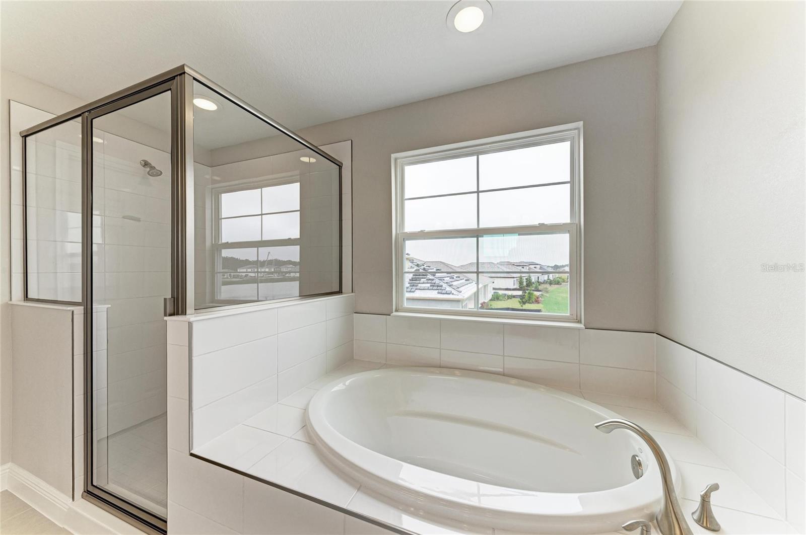 10186 SURREY ROSE DR — photo 8
