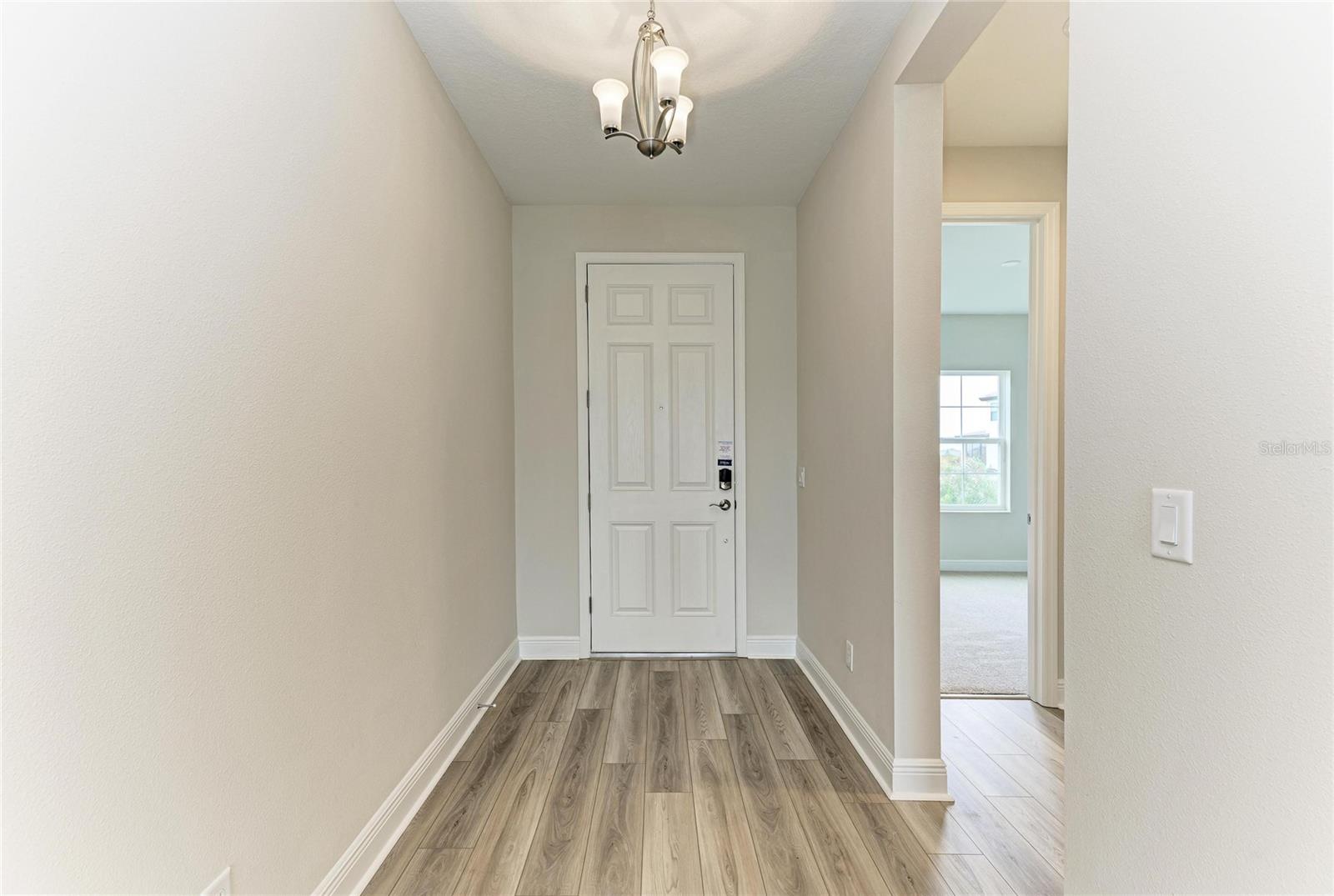 10186 SURREY ROSE DR — photo 10