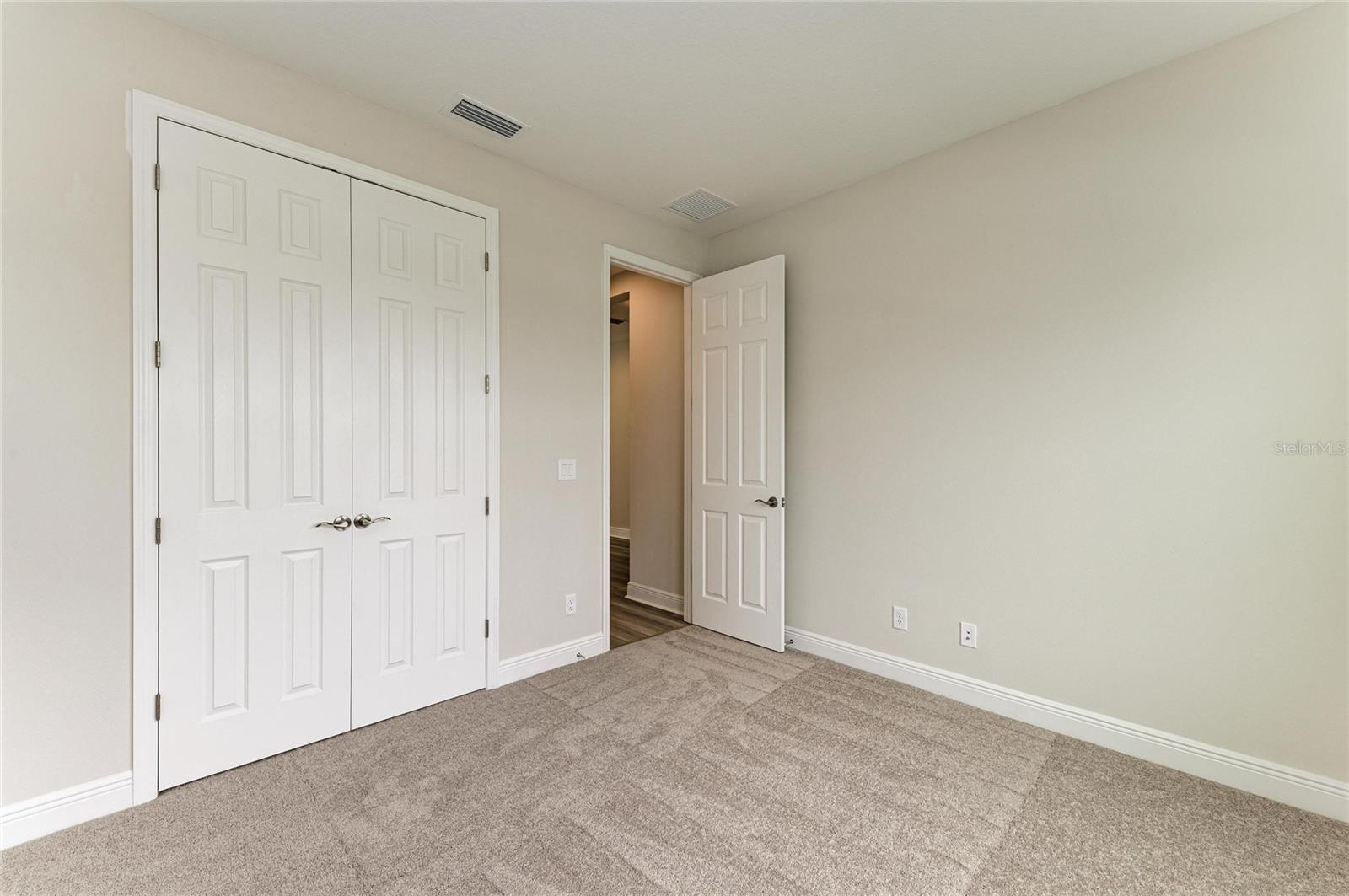 10186 SURREY ROSE DR — photo 21