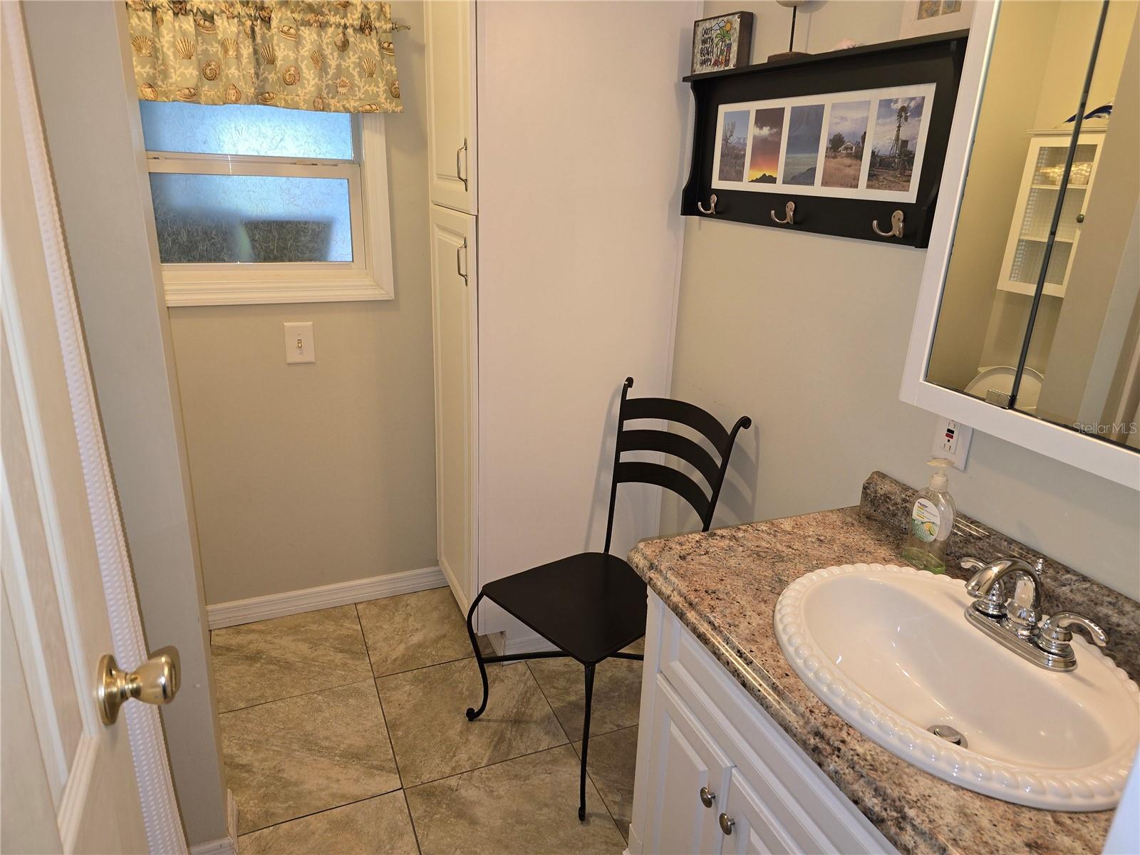 6 S BOTANY BAY CIR — photo 8