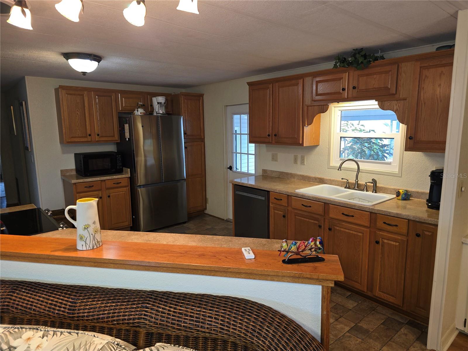 6 S BOTANY BAY CIR — photo 14