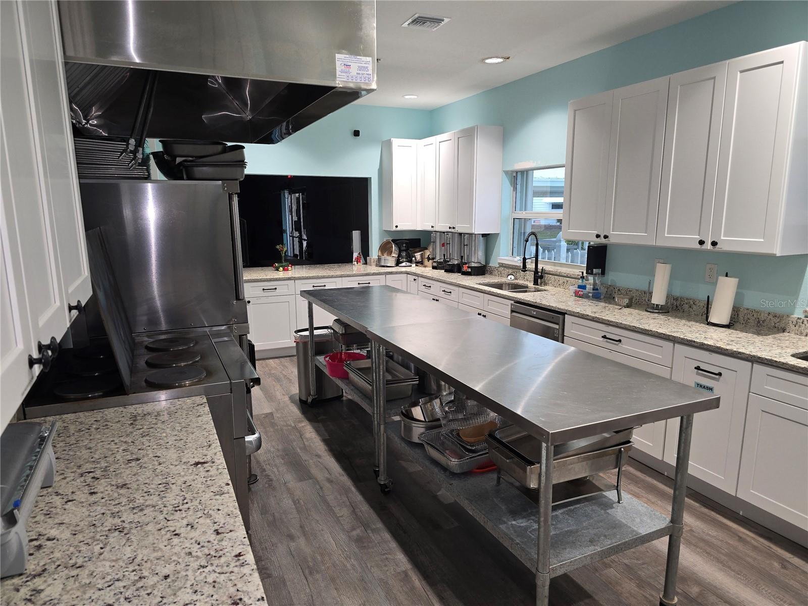 6 S BOTANY BAY CIR — photo 29