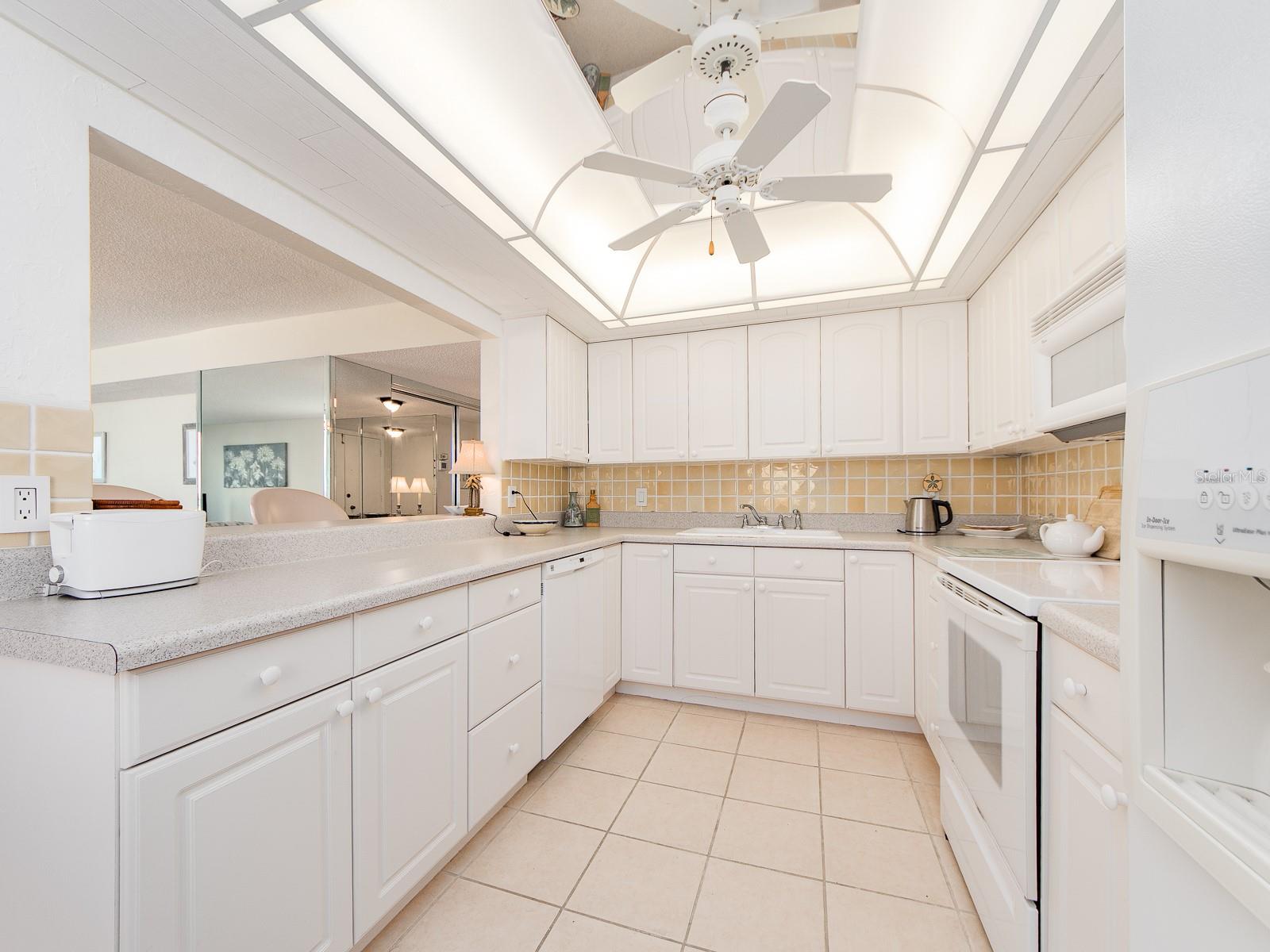 1430 GULF BLVD #110 — photo 9