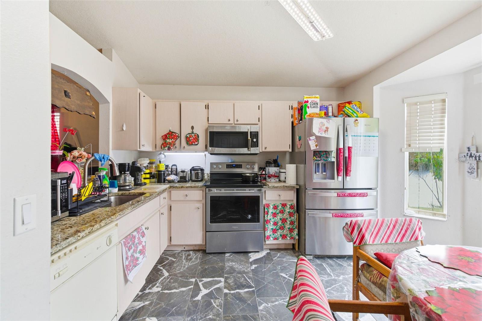 10417 BLACKMORE DR — photo 31
