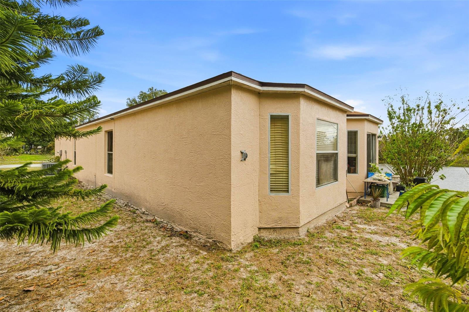 10417 BLACKMORE DR — photo 17