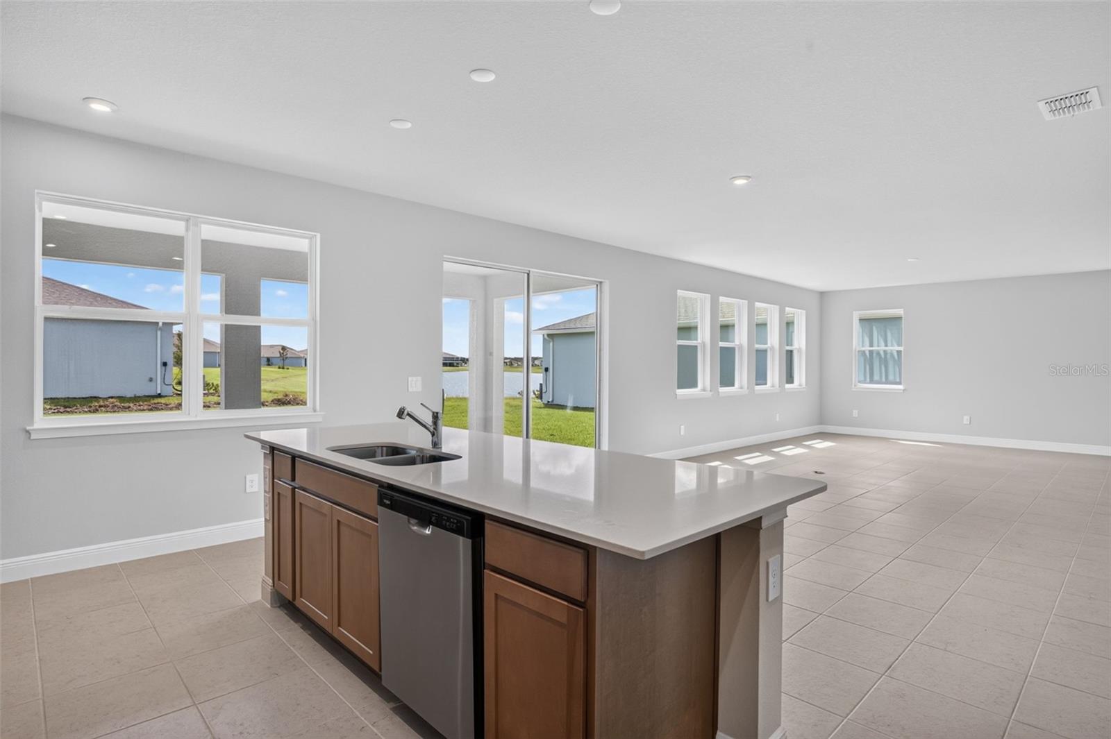 9022 SUNDANCE TER — photo 11