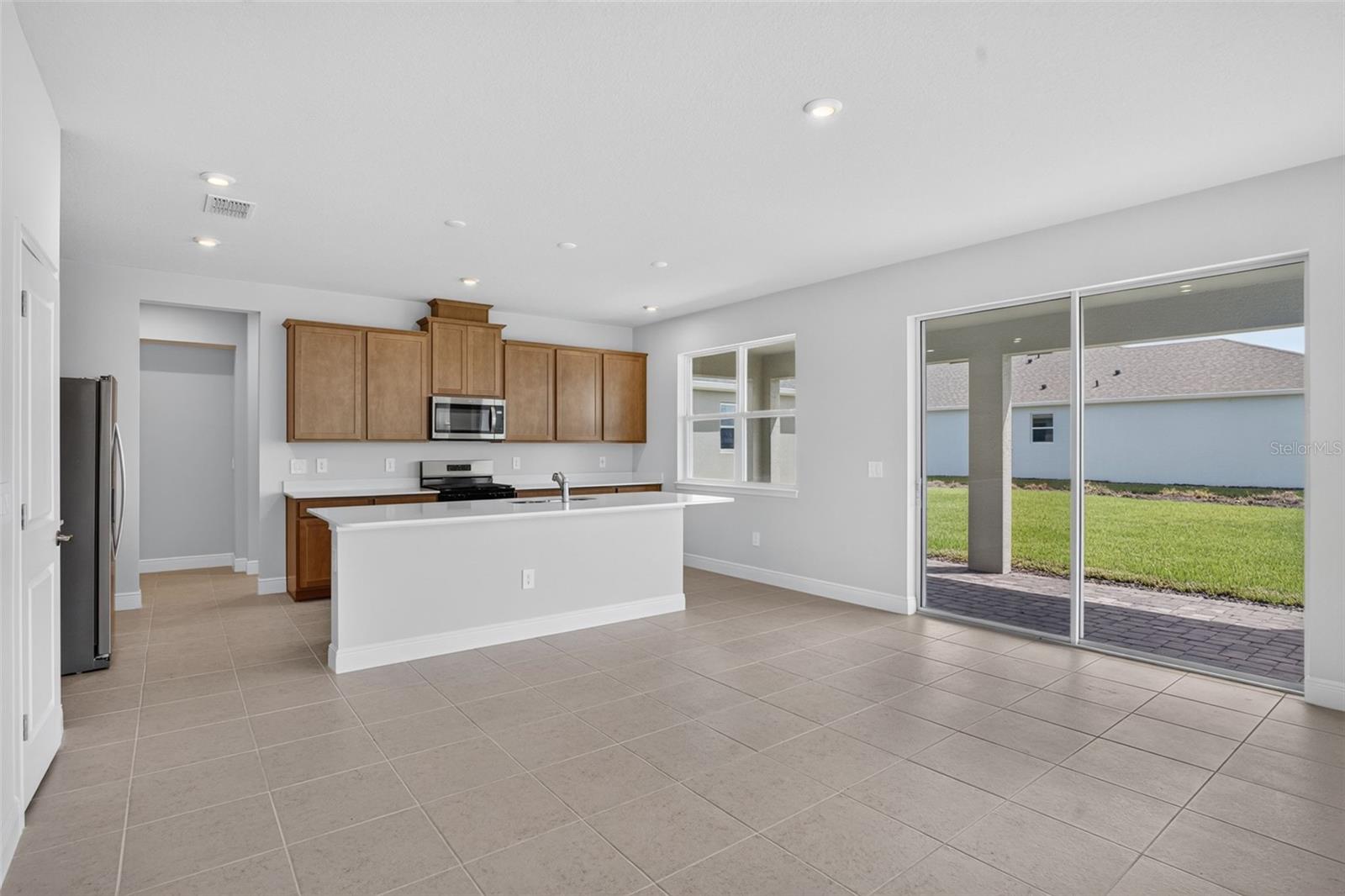 9022 SUNDANCE TER — photo 9