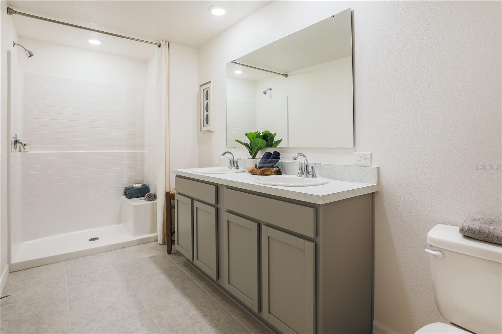 2557 FLAGAMI LN — photo 10