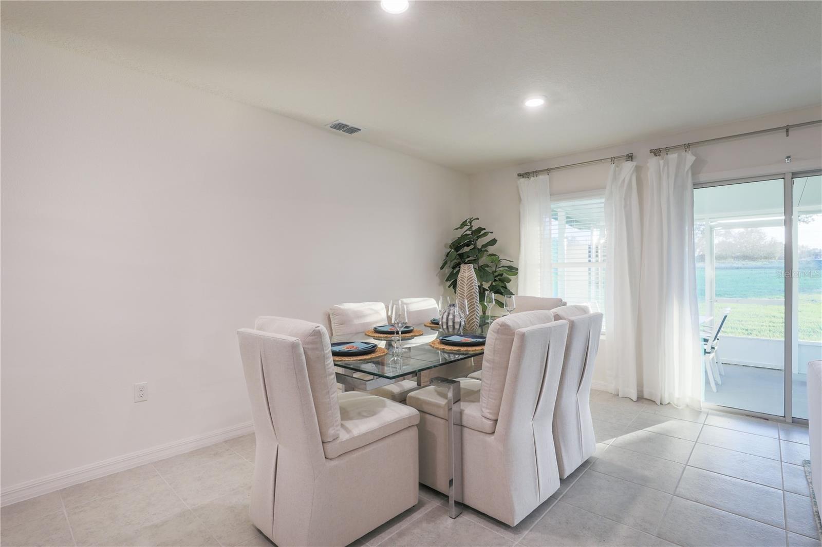 2557 FLAGAMI LN — photo 8