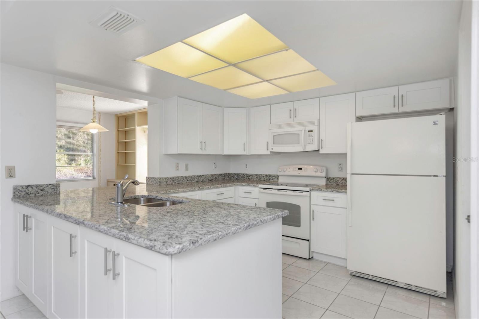 2024 HEATHFIELD CIR #155 — photo 3