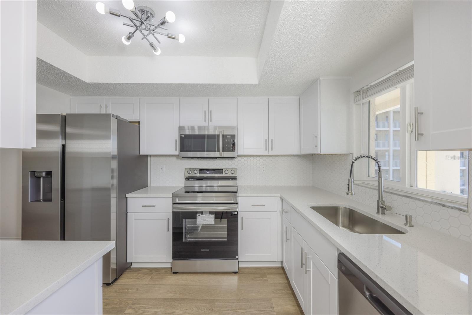 3656 LAKE BAYSHORE DR, BLDG K #319 — photo 3