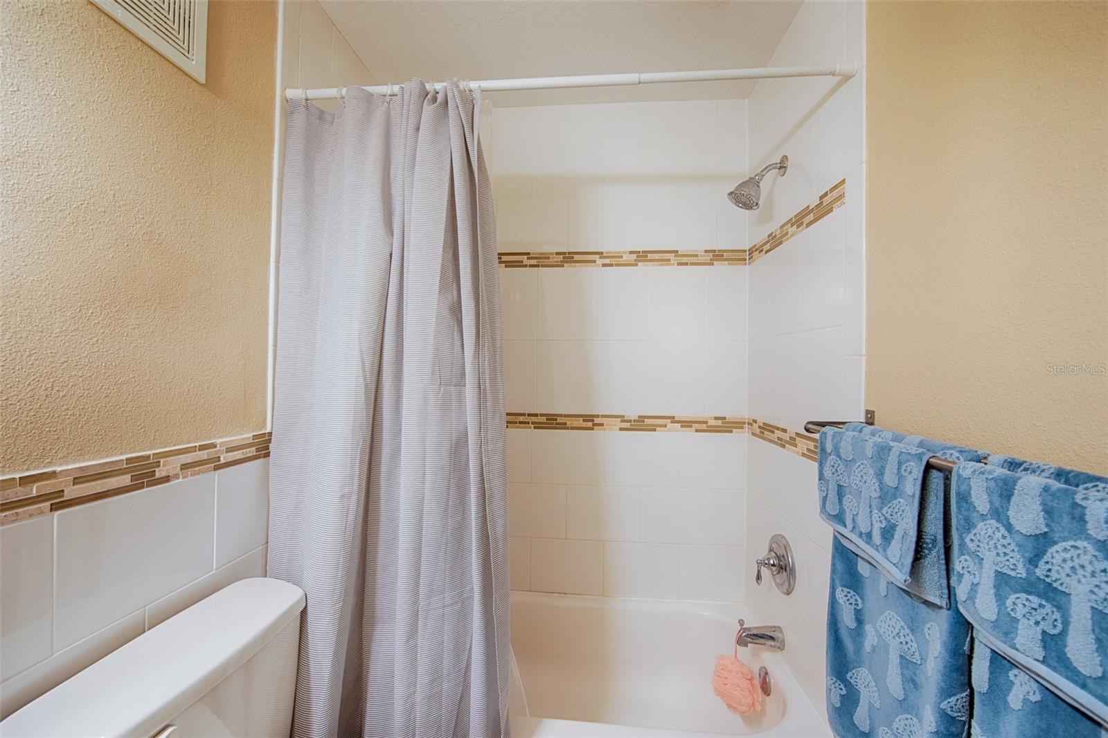 1860 MASSACHUSETTS AVE NE #224 — photo 21