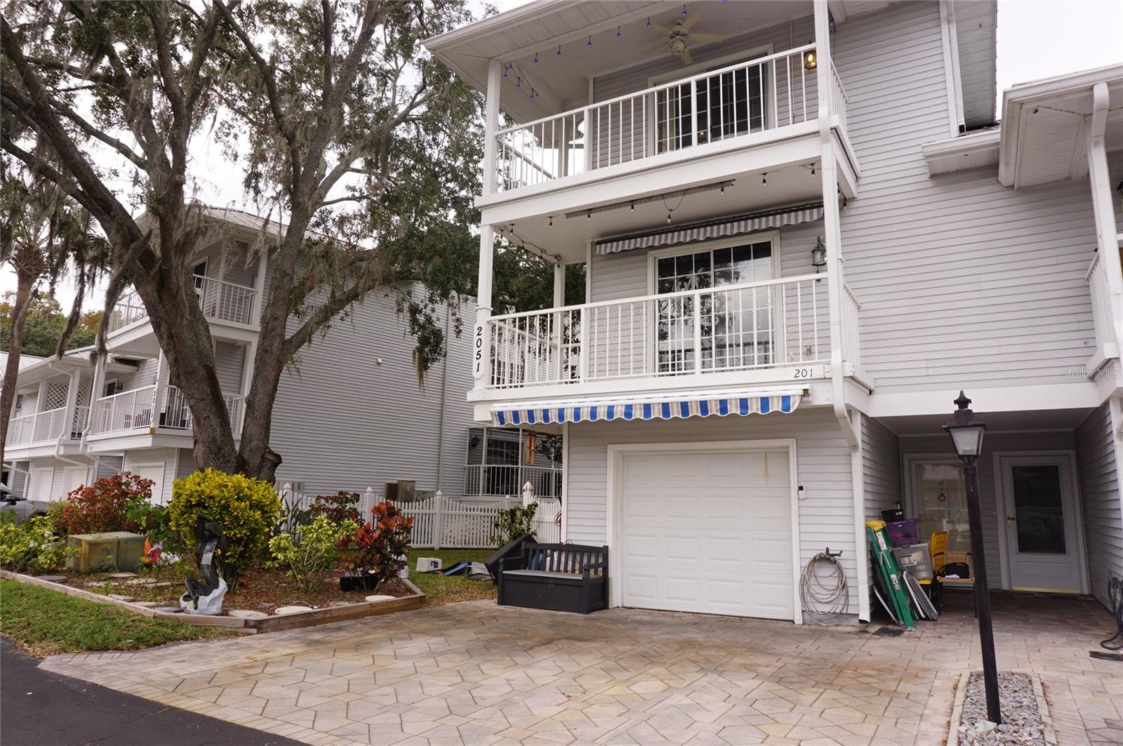 2051 VISTA DEL SOL CIR #201 — photo 45