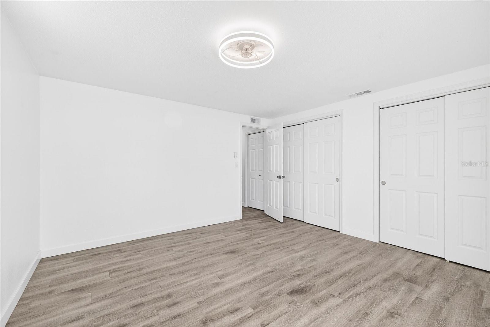 4928 AMHERST CT — photo 15