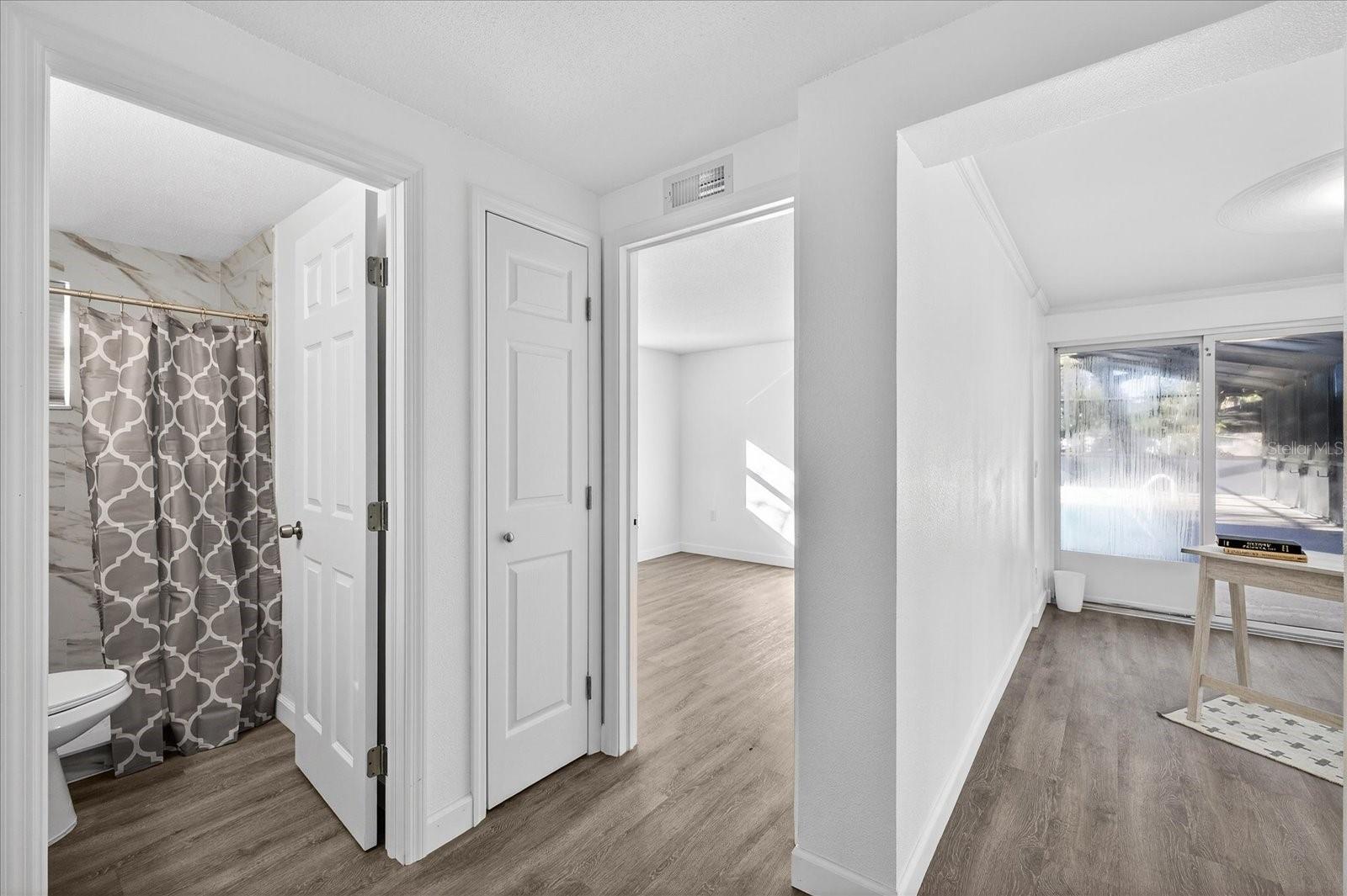 4928 AMHERST CT — photo 12