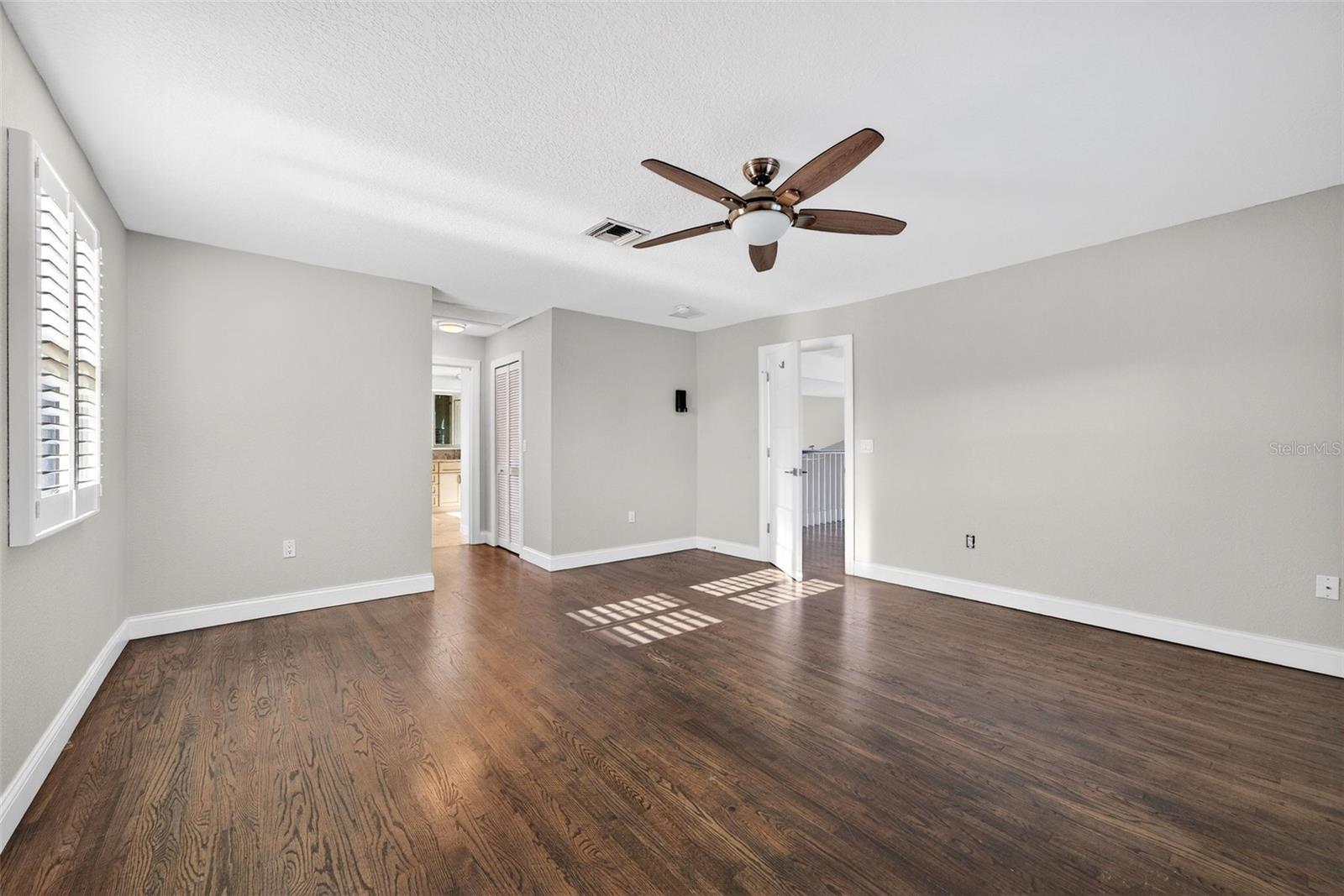 562 RANGER LN — photo 70